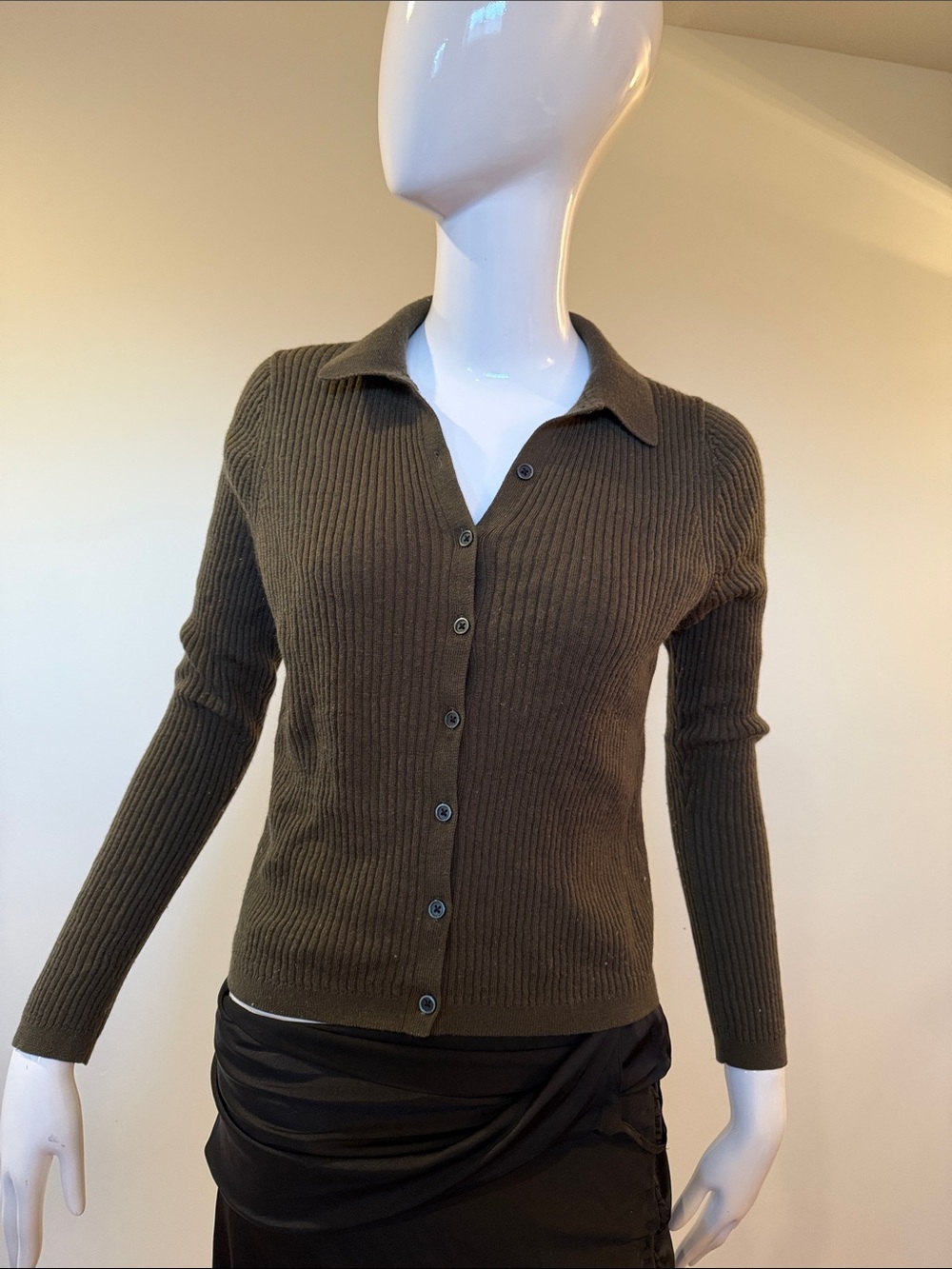 UNIQLO Olive Green Wool Ribbed Button Front Collared Sweater M